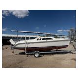 2001 Hunter 240 Sailboat