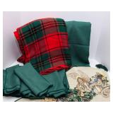 Christmas Tablecloths, Napkins & Runner Set – Festive Holiday Linens