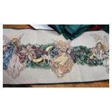 Christmas Tablecloths, Napkins & Runner Set – Festive Holiday Linens