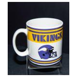 Minnesota Vikings Fan Lot – Hat & Super Bowl 1992 Mug