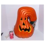 Vintage Light-Up Halloween Jack O’ Lantern Pumpkin