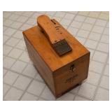 Vintage Esquire Shoe Valet