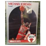 1990 NBA Properties Hoops Chicago Bulls Michael Jordan Single Card #65