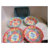 Pioneer Women Baking Pan, Plastic Bowl Set