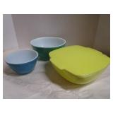 Vintage Pyrex Casseroles