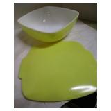 Vintage Pyrex Casseroles