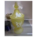 Dresser Items w/ Lamps