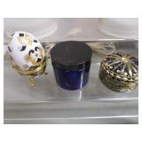 Dresser Items w/ Lamps