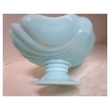 Cambridge Pedestal Windsor Sea Shell