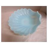 Cambridge Pedestal Windsor Sea Shell