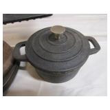 Cast Iron: Baking Dish, Grill Press