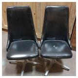 vintage table and chairs
