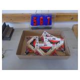 Flat with 4 bessey corner clamps. As shown. CASH ON SITE ONLY. PICKUP IS TUESDAY MAY 19TH FROM 11 AM TO 4 PM. REGARDLESS WHAT THE SCHEDULE STATES.