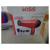 Misc kitchen & hair dryer. As shown. CASH ON SITE ONLY. PICKUP IS TUESDAY MAY 19TH FROM 11 AM TO 4 PM. REGARDLESS WHAT THE SCHEDULE STATES.