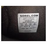 Mens Sorel boots. Size 11.5. With knee pads & flashlight. As shown. CASH ON SITE ONLY. PICKUP IS TUESDAY MAY 19TH FROM 11 AM TO 4 PM. REGARDLESS WHAT THE SCHEDULE STATES.