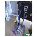 3 shovels. As shown. CASH ON SITE ONLY. PICKUP IS TUESDAY MAY 19TH FROM 11 AM TO 4 PM. REGARDLESS WHAT THE SCHEDULE STATES.