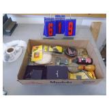 Flat of misc. With locks. Keys?  As shown. CASH ON SITE ONLY. PICKUP IS TUESDAY MAY 19TH FROM 11 AM TO 4 PM. REGARDLESS WHAT THE SCHEDULE STATES.