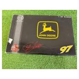 John Deere Die Cast Stock Car 2 Car Set