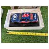 Ford 1997 Thunderbird Revell Collection 88 Die Cast