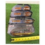 3 Harley Davidson 1/18 Scale Motorcycles