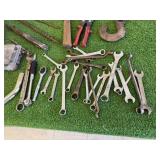 Hand Tools & Hardware