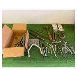 Hand Tools & Hardware