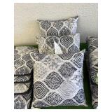 Outdoor Seat Pads, Toss Pillows & Chair Pads