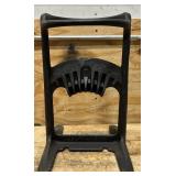 Kindling Cracker King Firewood Kindling Splitter, XL Size, Safe Manual Splitting Design #118995 Msrp $109.99