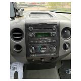 2006 FORD F-150 XL *No Accidents Reported* (NO RESERVE)
