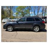 2013 SUBARU OUTBACK 2.5I LIMITED *1 Owner | All Wheel Drive* (NO RESERVE)