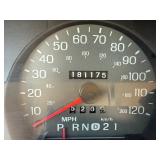 2002 MERCURY GRAND MARQUIS GS (NO RESERVE)