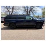 2004 CHEVROLET SUBURBAN 1500 LT (NO RESERVE)