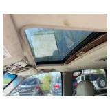 2004 CHEVROLET SUBURBAN 1500 LT (NO RESERVE)