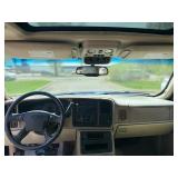 2004 CHEVROLET SUBURBAN 1500 LT (NO RESERVE)