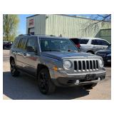 2013 JEEP PATRIOT LATITUDE *129k Miles* (NO RESERVE)