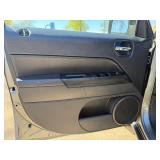 2013 JEEP PATRIOT LATITUDE *129k Miles* (NO RESERVE)