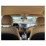 2013 HYUNDAI ELANTRA GLS *No Accidents Reported* (NO RESERVE)