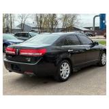 2010 LINCOLN MKZ *All Wheel Drive* (NO RESERVE)