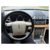 2010 LINCOLN MKZ *All Wheel Drive* (NO RESERVE)