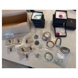 Mixed Fashion Jewelry Lot Bracelets Necklaces SOTAPOP Boxed Pieces