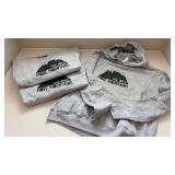 3 Gray Youth Hoodies She Will Move Mountains Graphic Youth L Lot