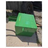 John Deere iMatch 3-Point Quick Hitch rock bucket
