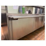 STAINLES STEEL FOOD SERVING STATION
