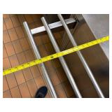 STAINLES STEEL FOOD SERVING STATION