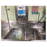 STAINLESS STEEL 3 SINK WASHING STATION