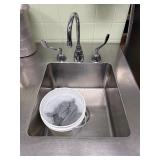 STAINLESS STEEL FOOD PREP STATION WITH SINK