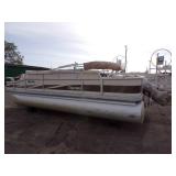 1998 Premier Pontoon with 45 HP Honda 4 Stroke