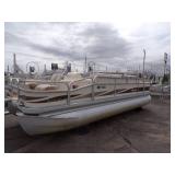 1998 Premier Pontoon with 45 HP Honda 4 Stroke