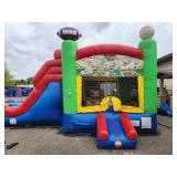 15 X 27 - 3-D Sports - 5 in 1 - Wet or Dry Bouncer with Slide
