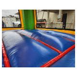 15 X 27 - 3-D Sports - 5 in 1 - Wet or Dry Bouncer with Slide